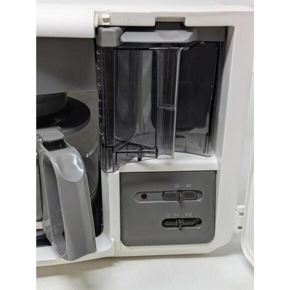 Black & Decker Spacemaker 12 Cup Coffee Maker ODC150 Type 1 White - Tested Works - Picture 2 of 8